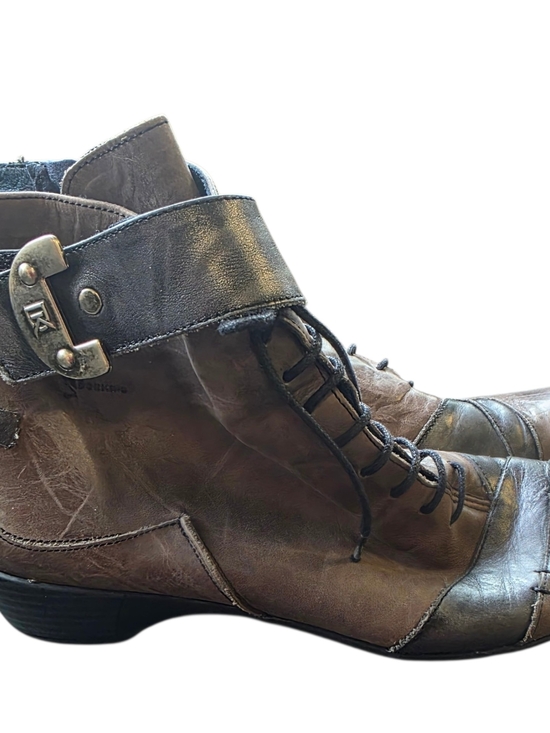 Dorking Shoes - Women's Brown Leather Lace-Up Ankle Bootie with Buckle Strap